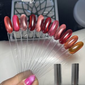 CAT EYE ROJO, CHARM LIMIT